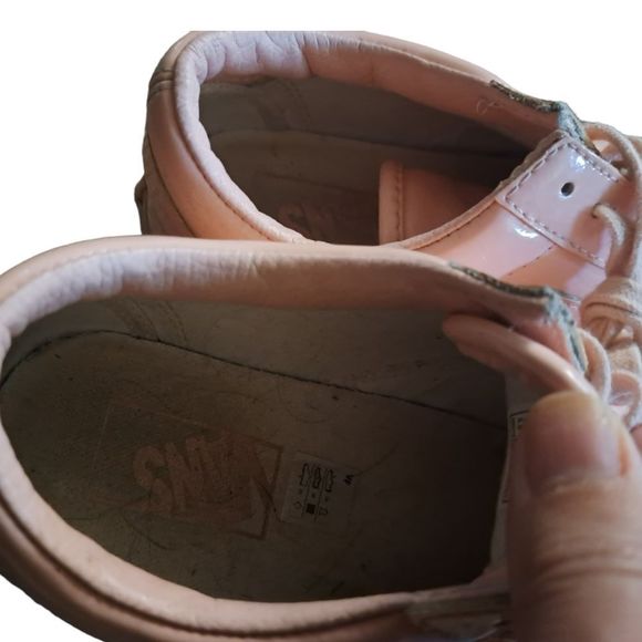 Vans Old School Patten Leather Low Sneakers in Pastele Pink - Picture 7 of 10